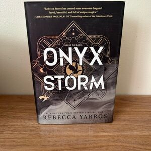 Onyx Storm Book by Rebecca Yarros